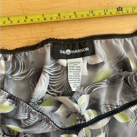 Y2K Floral Print Gray Skirt - Picture 5 of 5